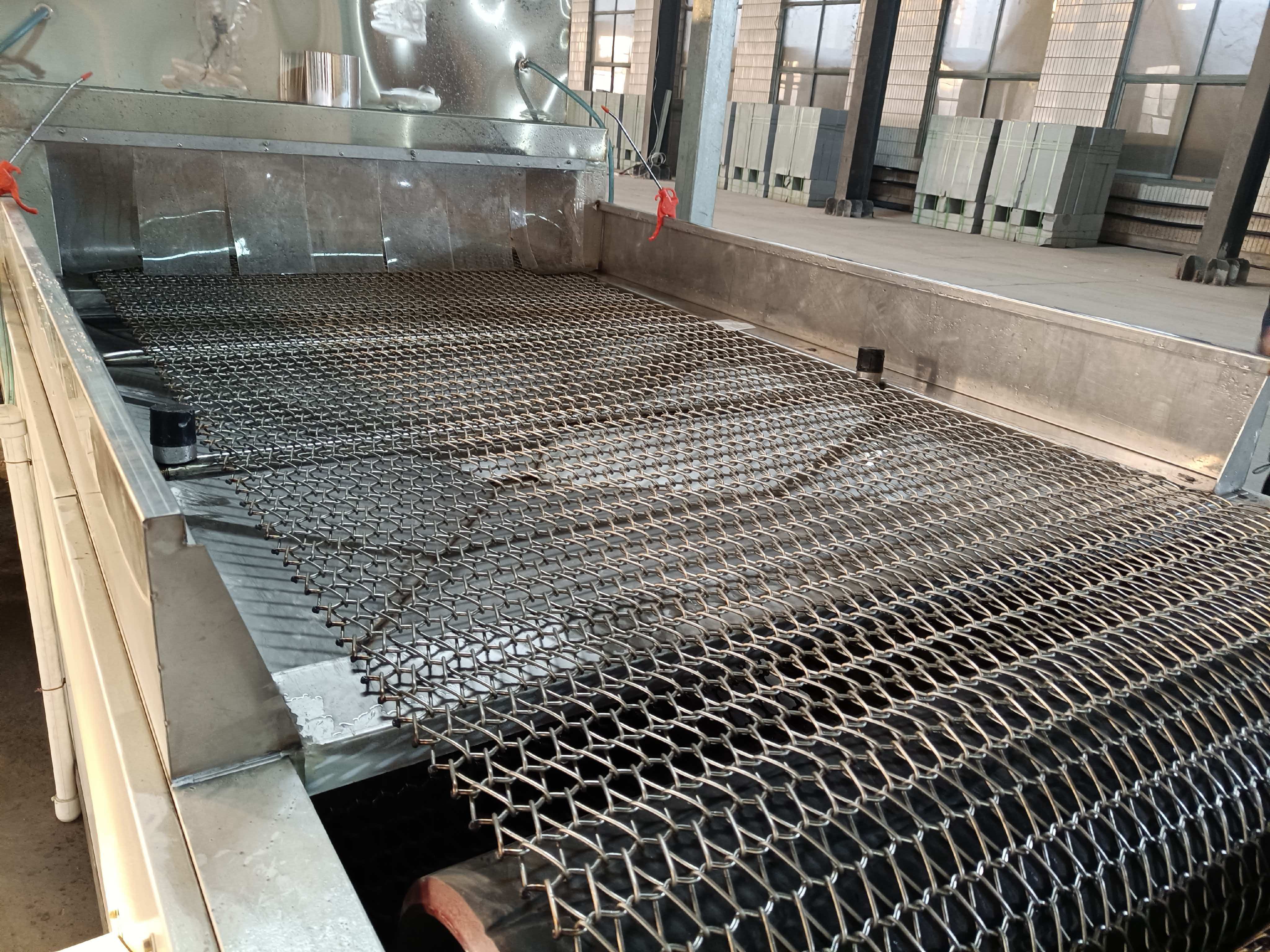 Pre-treatment & Conveying Systems · 03
